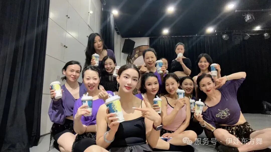 技巧超魔班课堂团体合影2