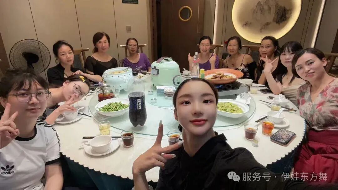 技巧超魔班课堂团体合影3